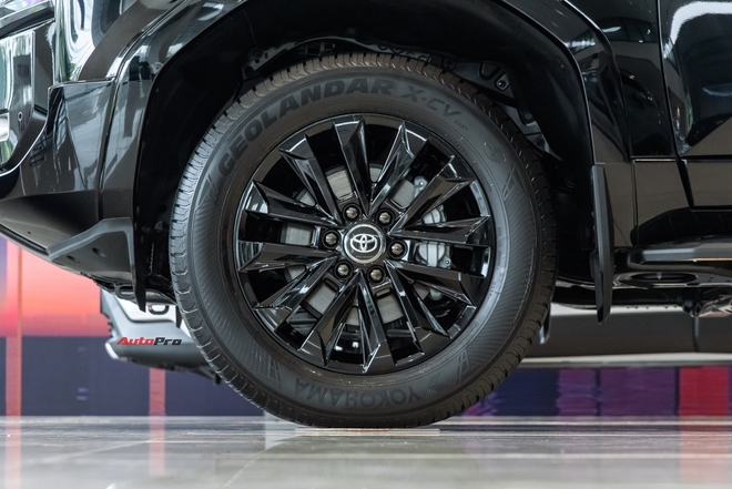 Qua thời ‘kèm lạc’ tới nửa tỷ, Toyota Prado nay giảm giá tại đại lý: Thực tế còn 3,43 tỷ đồng, lý do đến từ một điều dễ hiểu - Ảnh 12