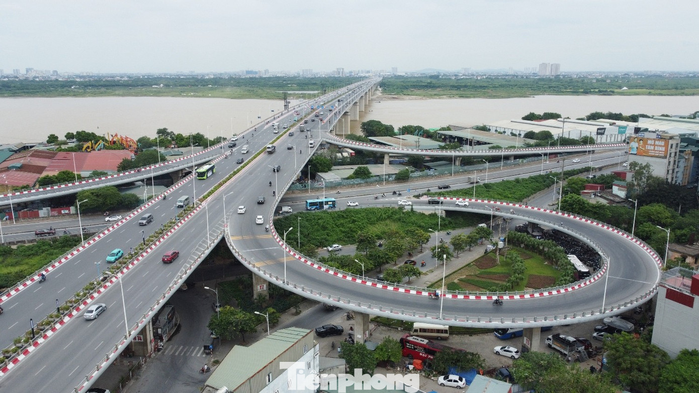 Cơ chế 'một gỡ, hai giao' giúp hạ tầng giao thông Hà Nội tăng tốc - Ảnh 3