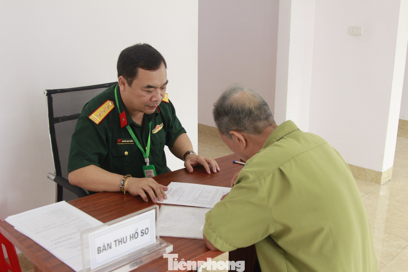Hà Nội: Không còn cảnh chen chân xếp hàng nộp hồ sơ mua NOXH sau động thái của chủ đầu tư - Ảnh 12