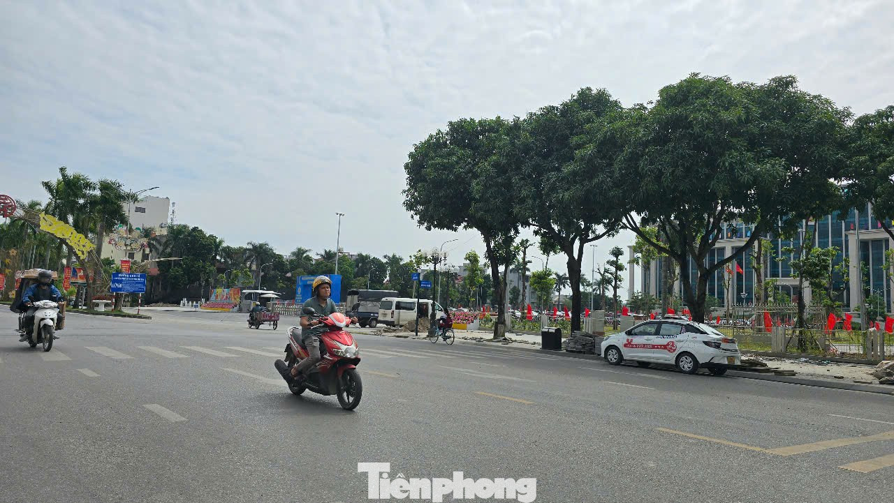 Cận cảnh những tuyến phố, khu vực có giá đất đề xuất cao nhất Hà Nội - Ảnh 12