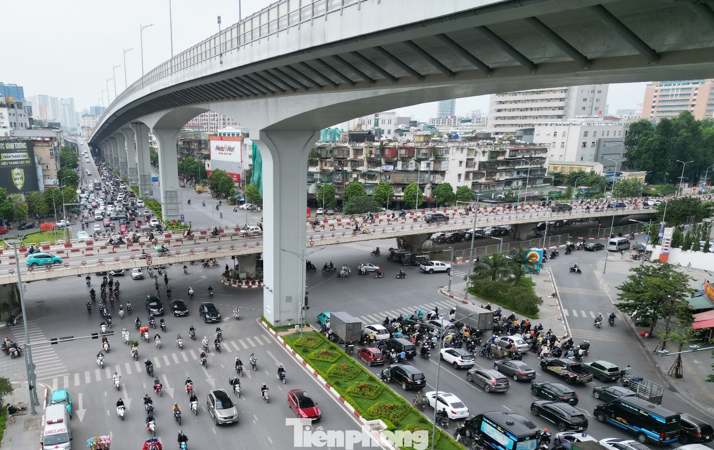 Vành đai 2 đổi biển quảng cáo, 'bộ mặt' tuyến đường 10.000 tỷ sẽ ra sao? - Ảnh 2