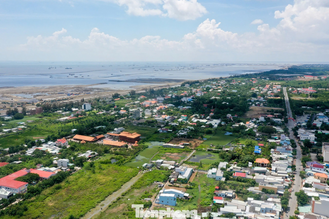 Khu đô thị lấn biển lớn nhất TPHCM đang được thi công thế nào? - Ảnh 18