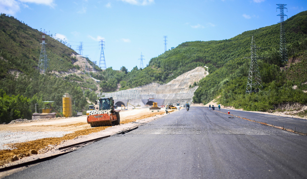 Cao tốc 88km trị giá 20.400 tỉ đồng, chạy nước rút về đích cuối năm 2025: Tập đoàn Sơn Hải xin làm 1 điều - Ảnh 5