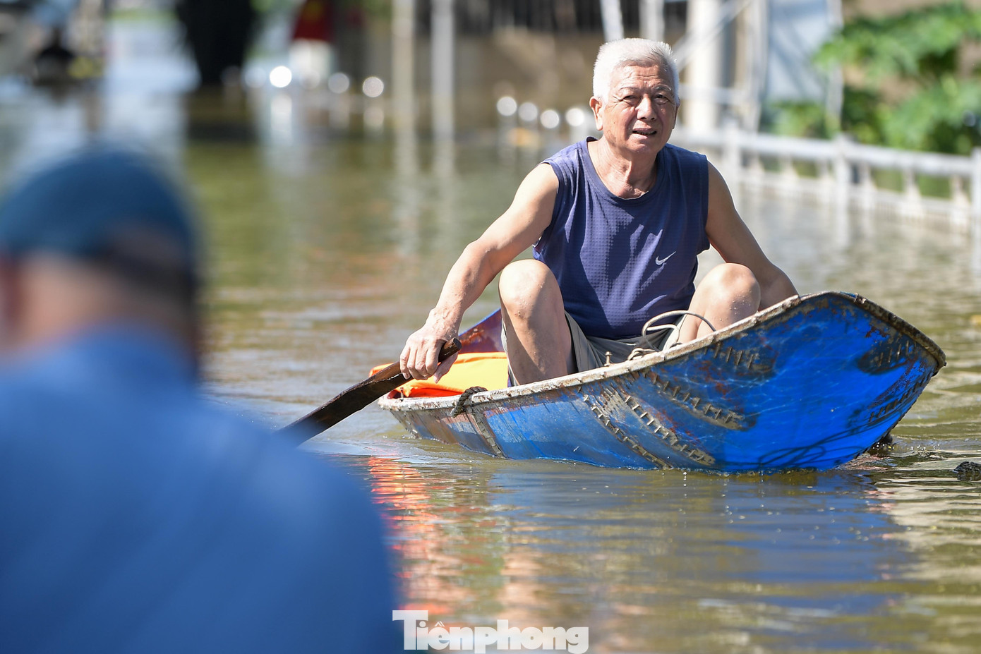 Biệt thự chìm trong biển nước, làng Quả Cảm thành ‘ốc đảo’ giữa Bắc Ninh - Ảnh 8