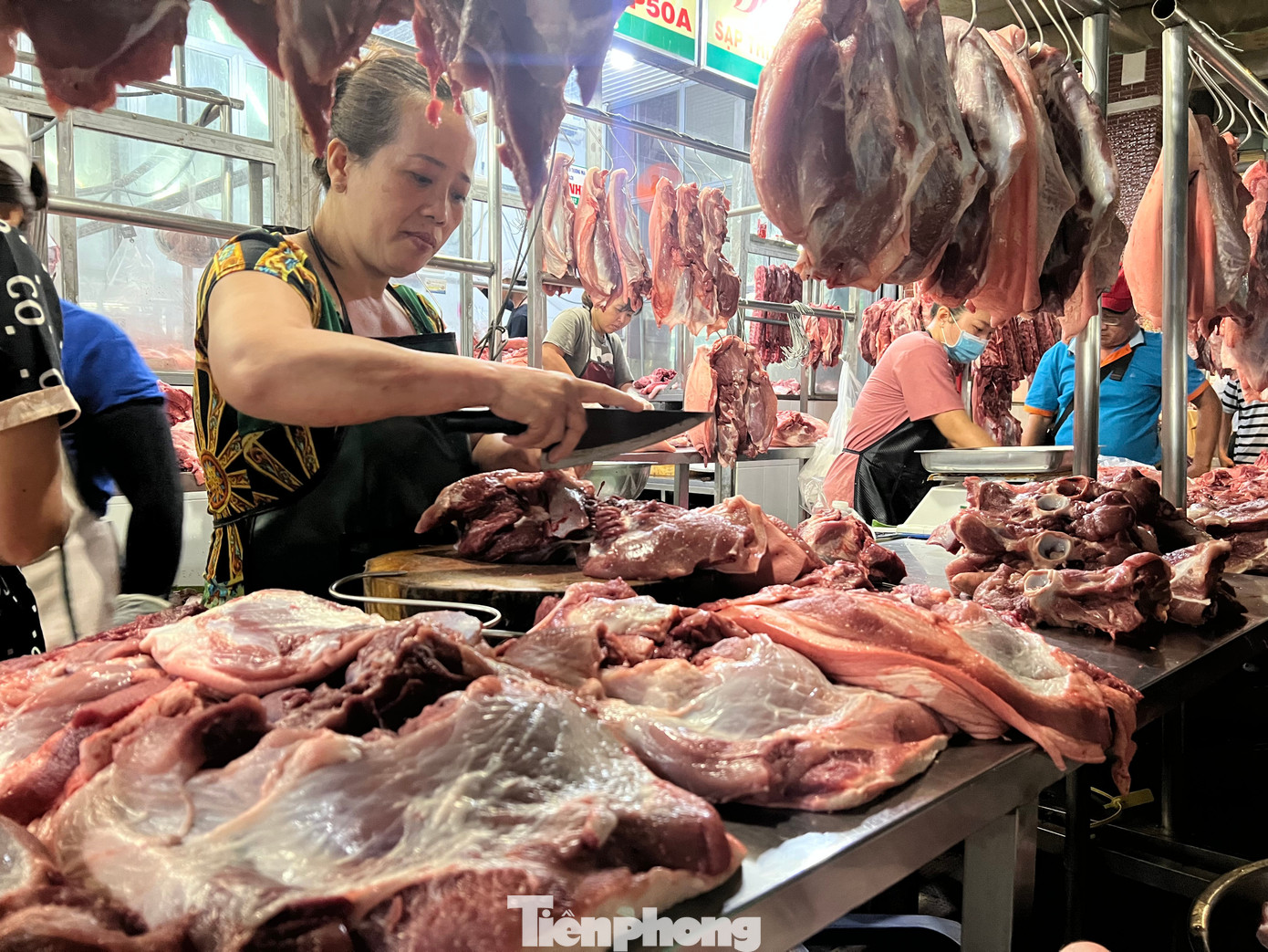 Loạn giá thịt lợn - Ảnh 1