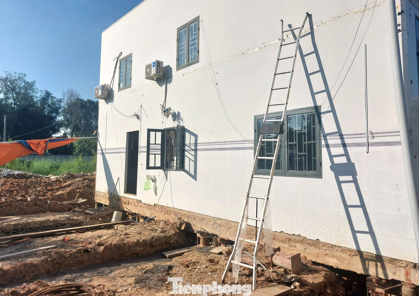 ‘Thần đèn’ đưa căn nhà xây nhầm trên đất người khác về đúng vị trí - Ảnh 2