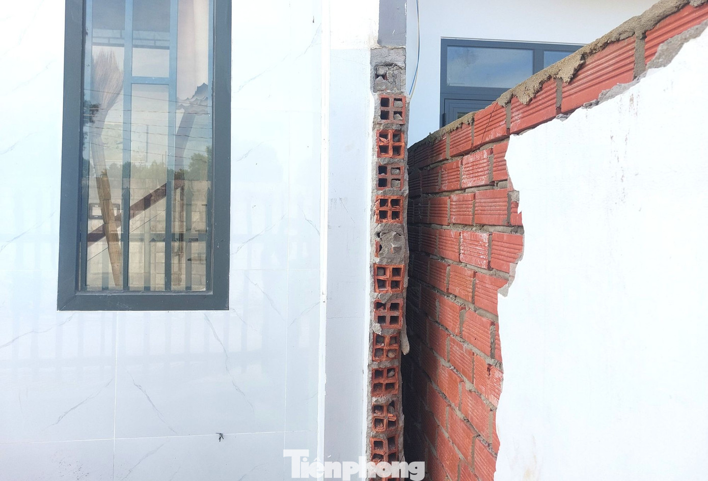 ‘Thần đèn’ đưa căn nhà xây nhầm trên đất người khác về đúng vị trí - Ảnh 7