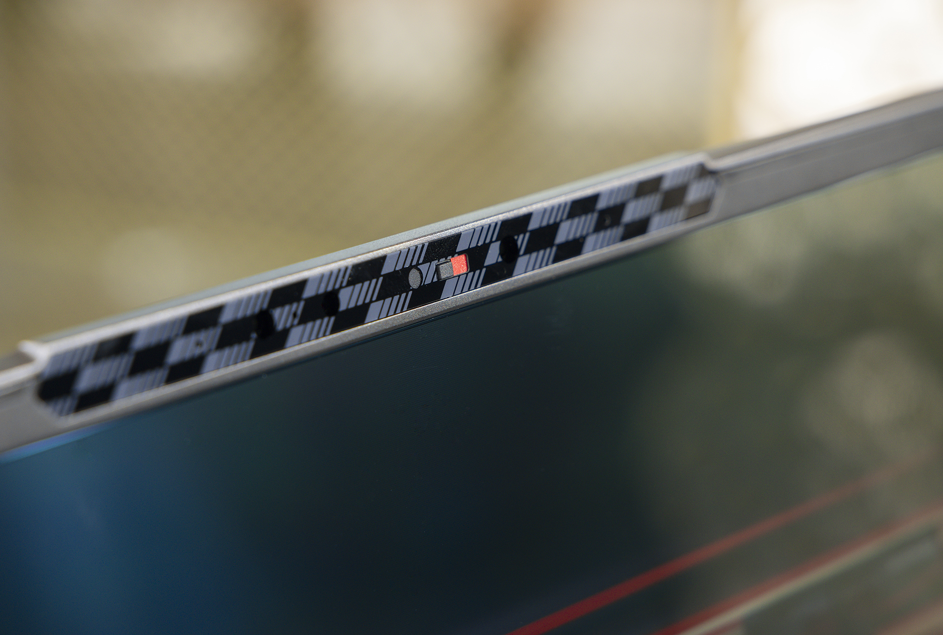 Trải nghiệm laptop là 'cú bắt tay' giữa MSI và Mercedes-AMG: Thiết kế khác biệt, hiệu năng mạnh mẽ, giá bằng một chiếc SH - Ảnh 6