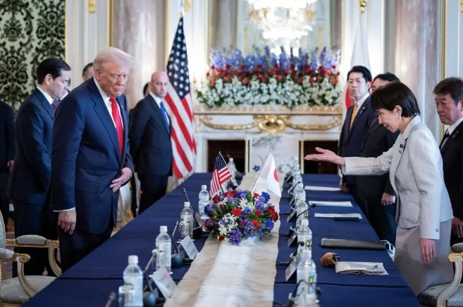 Thông điệp từ bát cơm trong bữa trưa của Tổng thống Mỹ Trump ở Tokyo - Ảnh 1