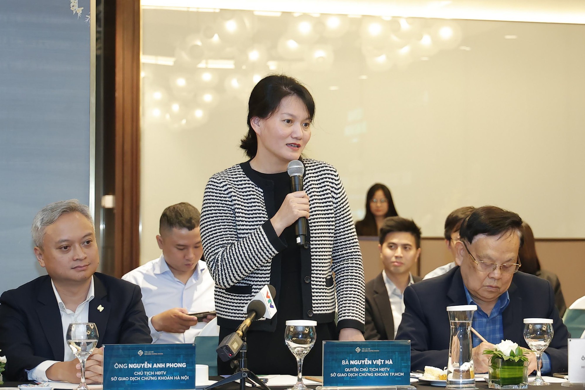 Đại diện UBCKNN: Nhiều quỹ nghìn tỷ USD đang rất quan tâm đến chứng khoán Việt Nam sau nâng hạng - Ảnh 2