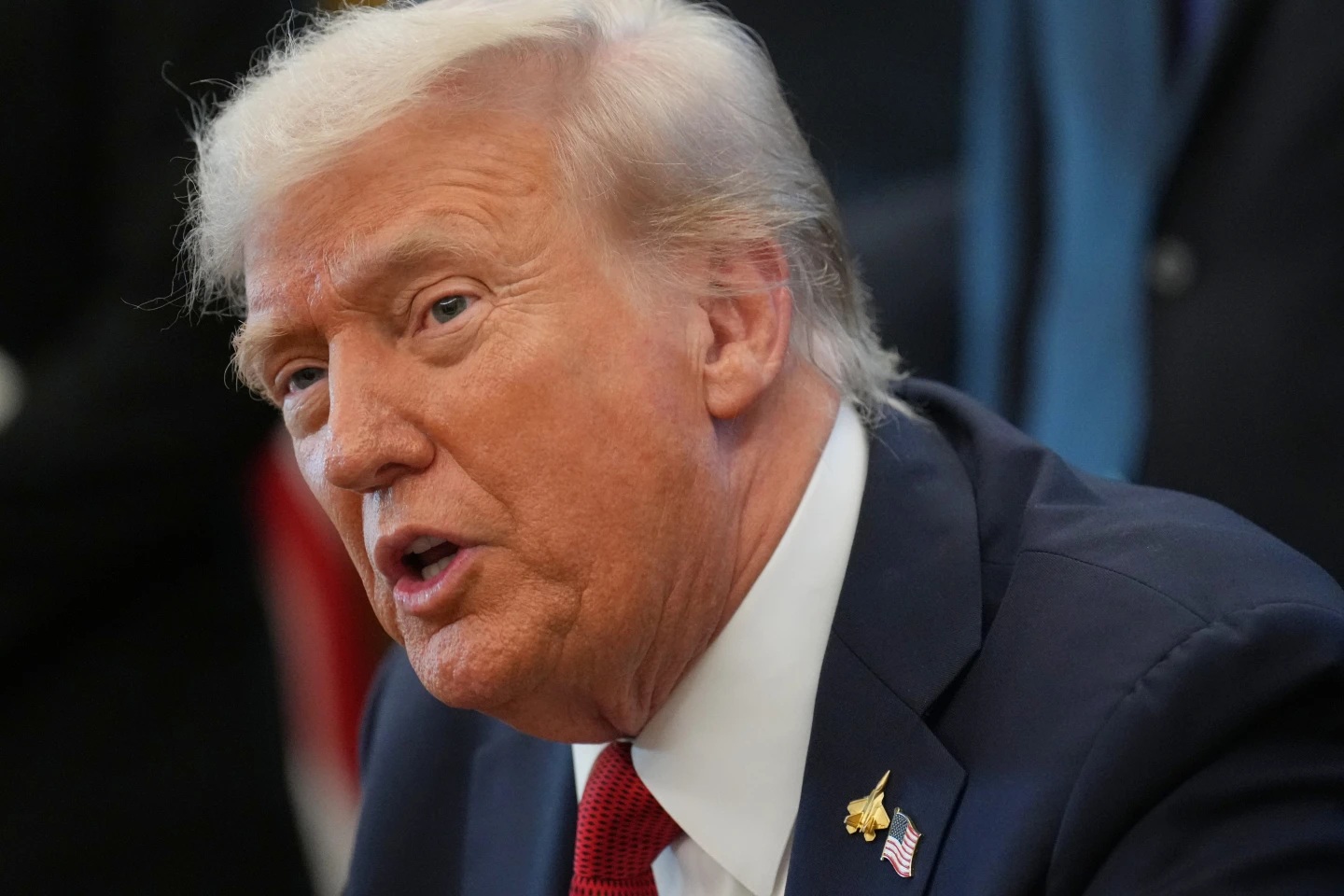 Chính phủ Mỹ đóng cửa: Tổng thống Donald Trump ra điều kiện mới - Ảnh 1