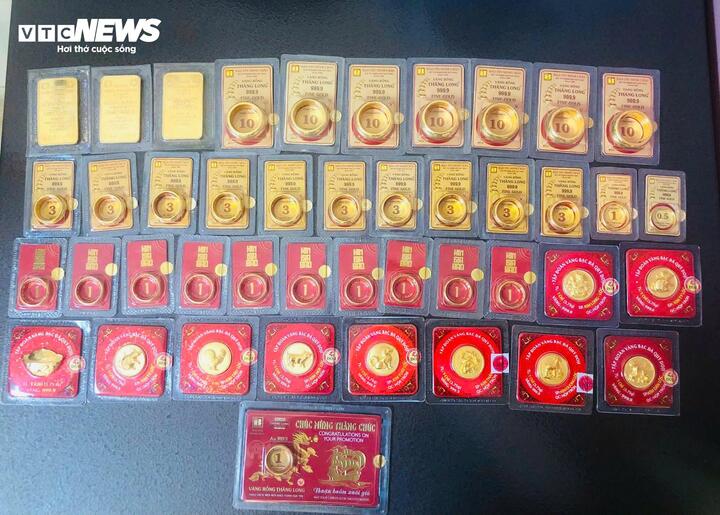 Săn vàng ‘chợ đen’ giữa cơn sốt giá, chuyên gia cảnh báo rủi ro tiềm ẩn - Ảnh 3