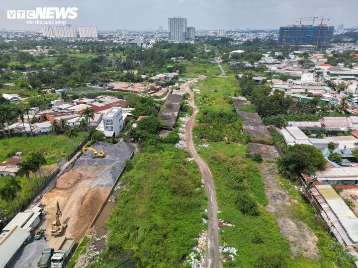 TP.HCM điểm mặt loạt dự án giải ngân chậm, yêu cầu xử lý nghiêm - Ảnh 1