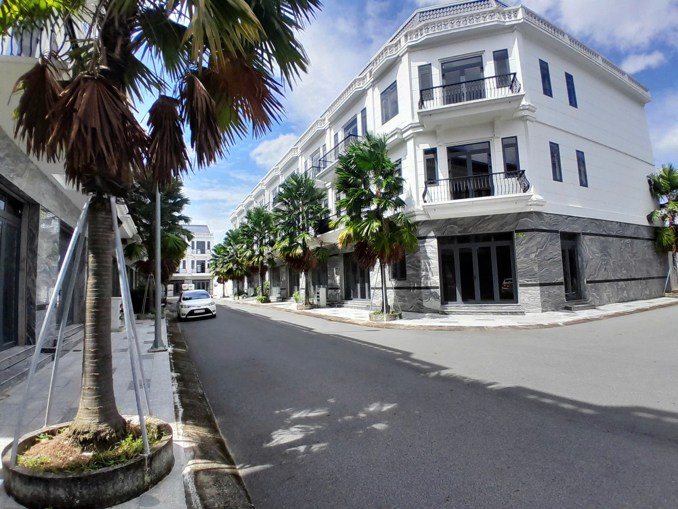 Vĩnh Long thông tin về xử lý trách nhiệm liên quan khu phố xây dựng trái phép - Ảnh 1