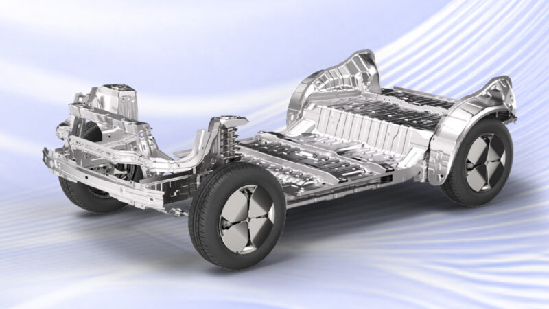 Wuling ra mắt xe điện mini mới ngang cỡ Mini EV: Một lần sạc đi 220 km, trang bị hiện đại tham vọng chinh phục giới trẻ - Ảnh 3