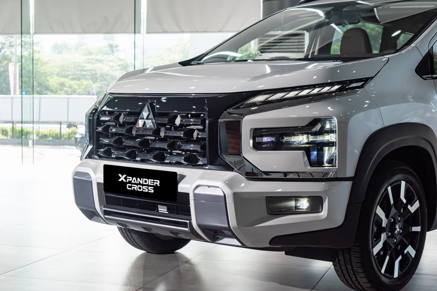 Xe Hàn vắng bóng trong top 10 ô tô xăng, dầu bán chạy nhất từ đầu năm ở Việt Nam - Ảnh 1