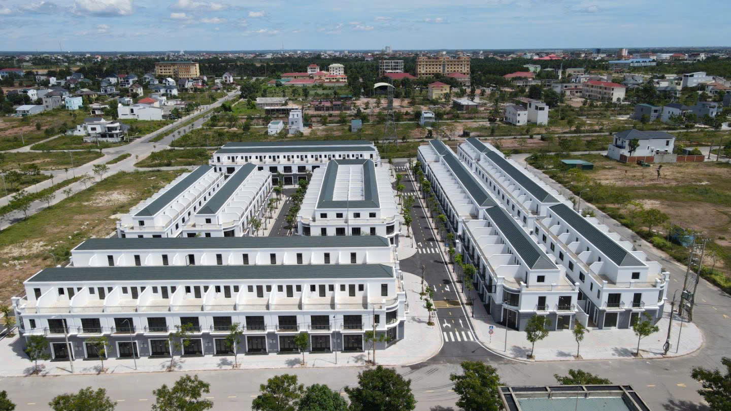 Hé lộ đầu tiên về dự án nhà ở xã hội của Vingroup tại Quảng Ngãi: Mở bán 142 căn, giá bán ra sao? - Ảnh 2