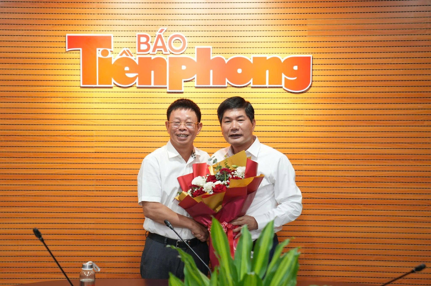 'Dệt may Việt Nam không thể dựa vào lợi thế lao động giá rẻ nữa' - Ảnh 2