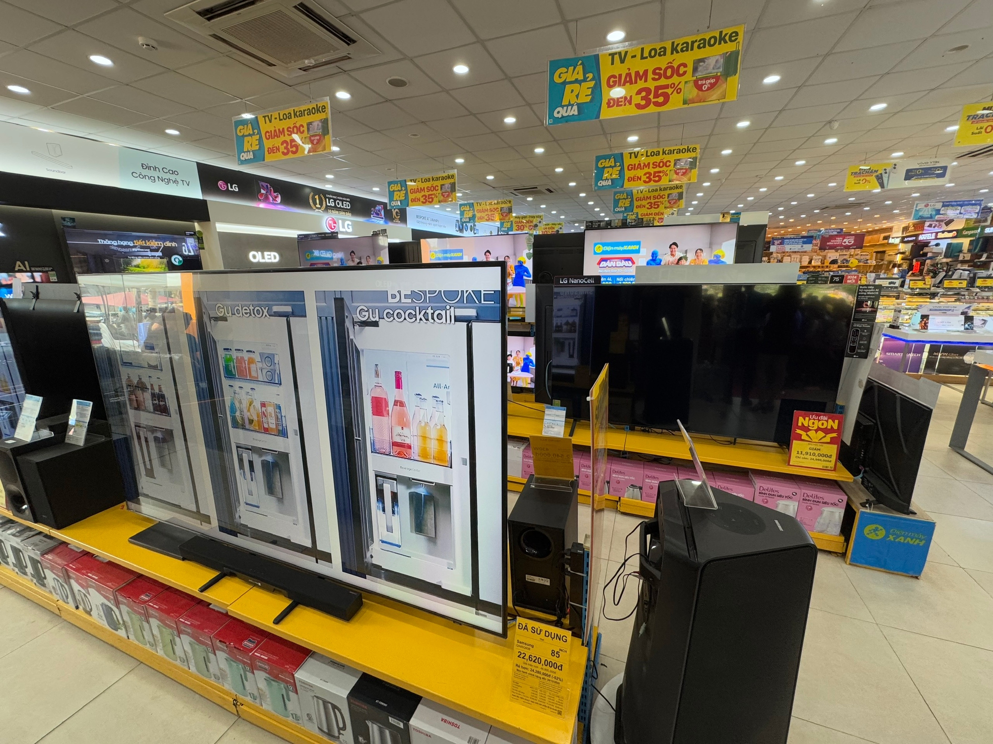 Tivi, tủ lạnh cỡ lớn hết thời - Ảnh 1