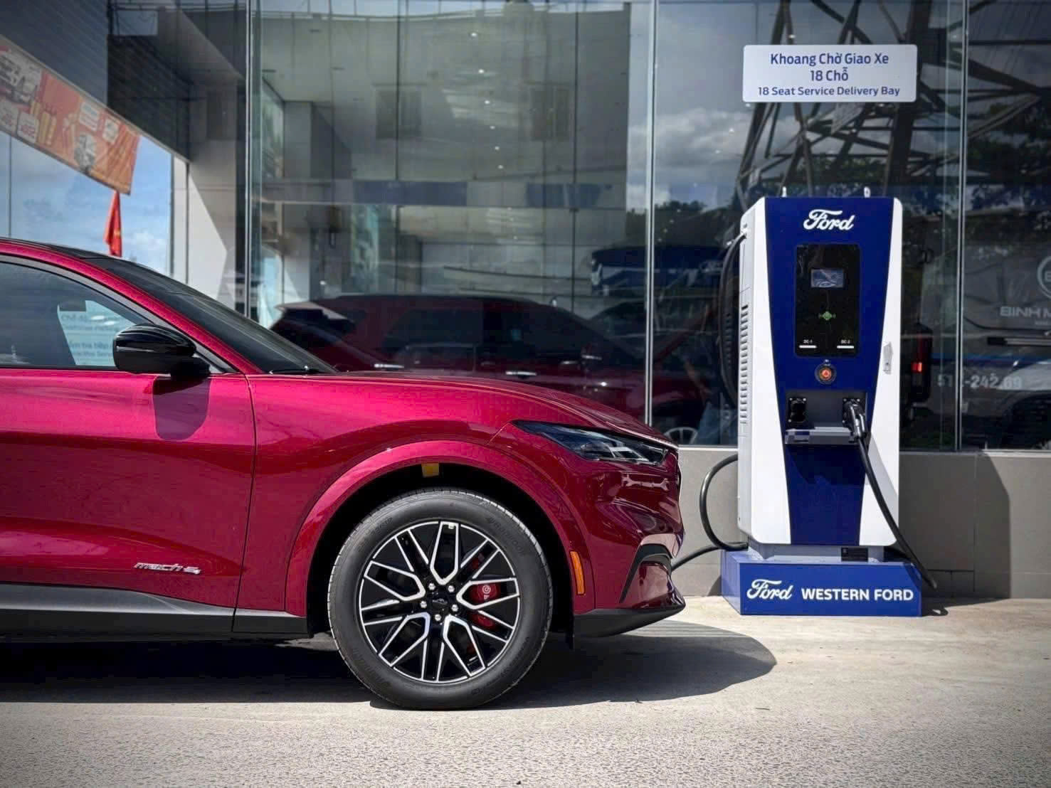 ‘Quy mô trạm sạc lớn ở Việt Nam đứng số một Đông Nam Á, có điểm hơn cả châu Âu’ - Ảnh 5