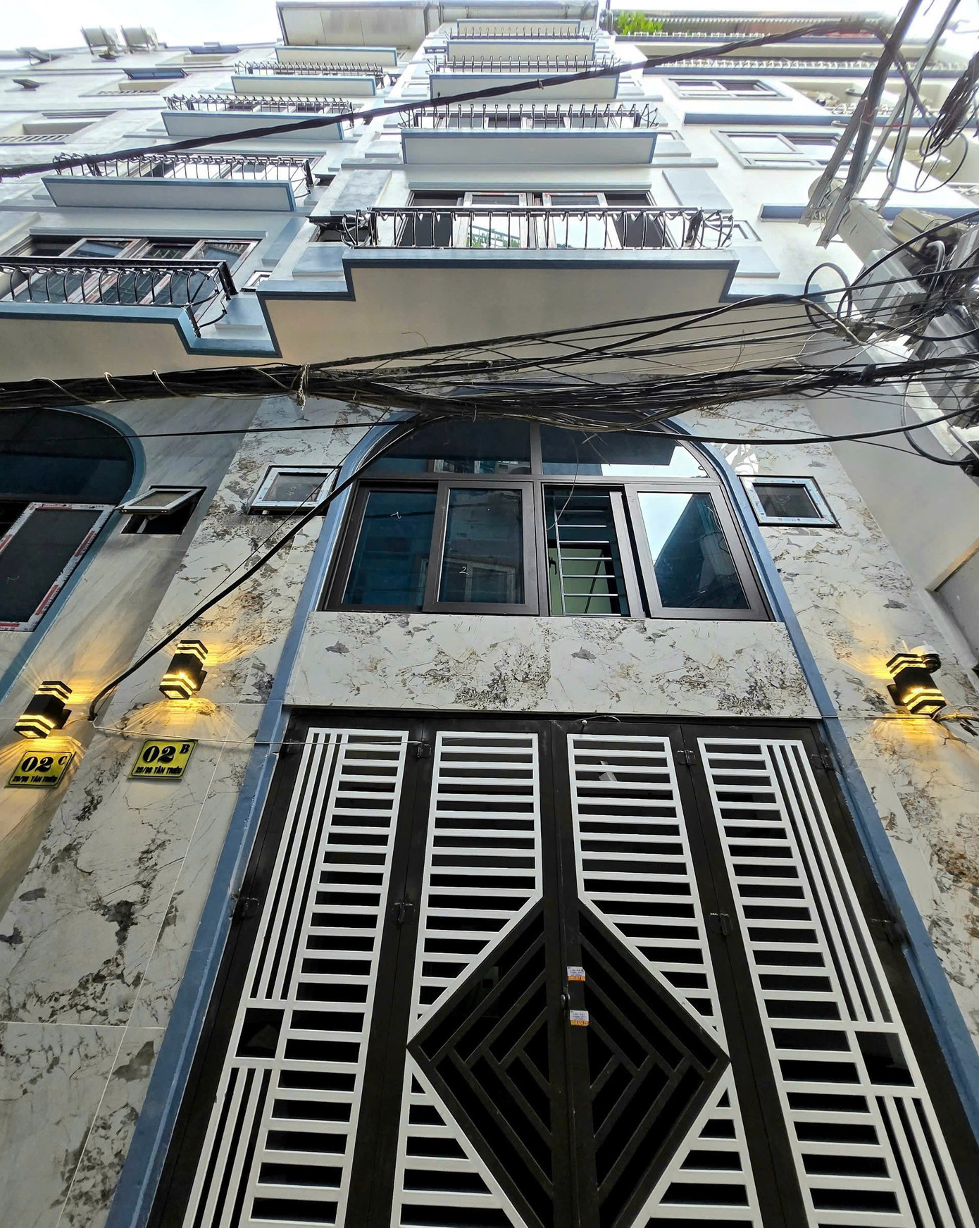 "Lạc" vào thủ phủ chung cư mini vượt tầng ngộp thở - Ảnh 3