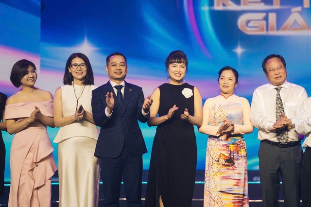 “Concert công nghệ” của KienlongBank viết tiếp hành trình 30 năm “Kết nối giá trị” - Ảnh 1