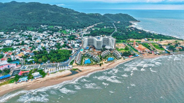 Địa thế phong thủy và tiềm năng đầu tư của Charm Resort Long Hải - Ảnh 1