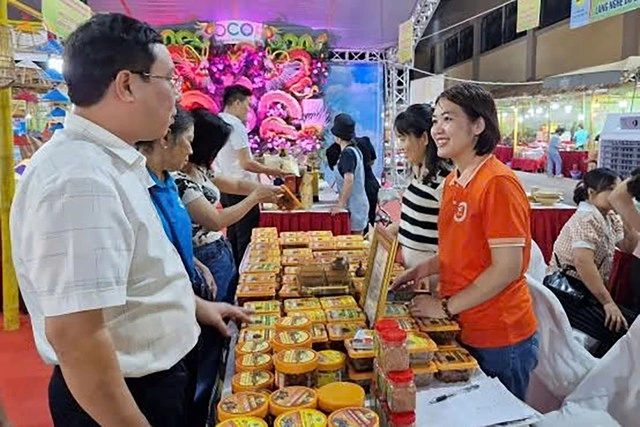 Hà Nội đẩy mạnh chuyển đổi số trong đảm bảo chất lượng, an toàn thực phẩm - Ảnh 1