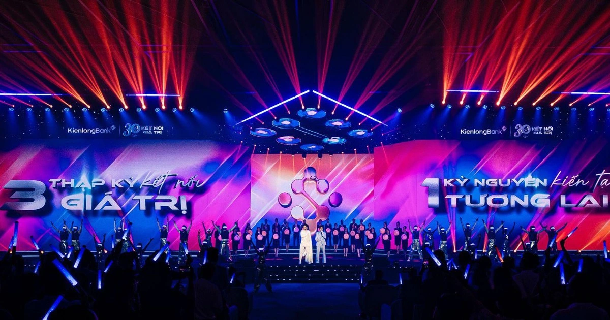 KienlongBank bùng nổ ‘concert công nghệ’, viết tiếp hành trình 30 năm kết nối giá trị