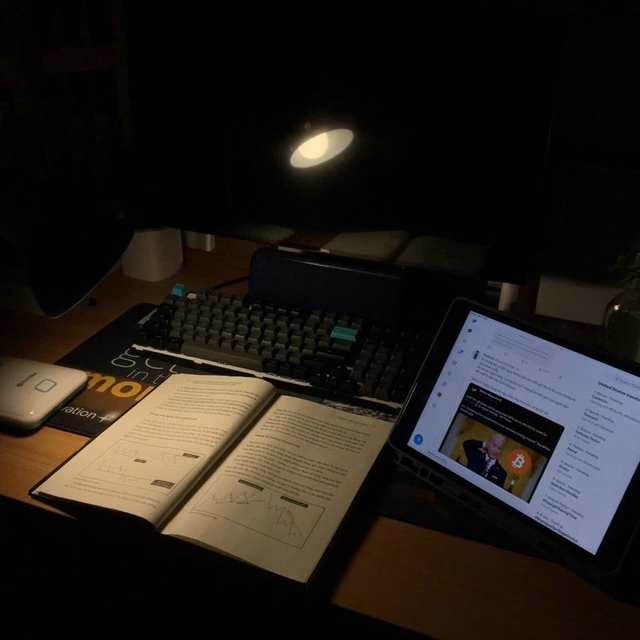 Ai bị cuốn theo cơn lốc tiền ảo? - Ảnh 2