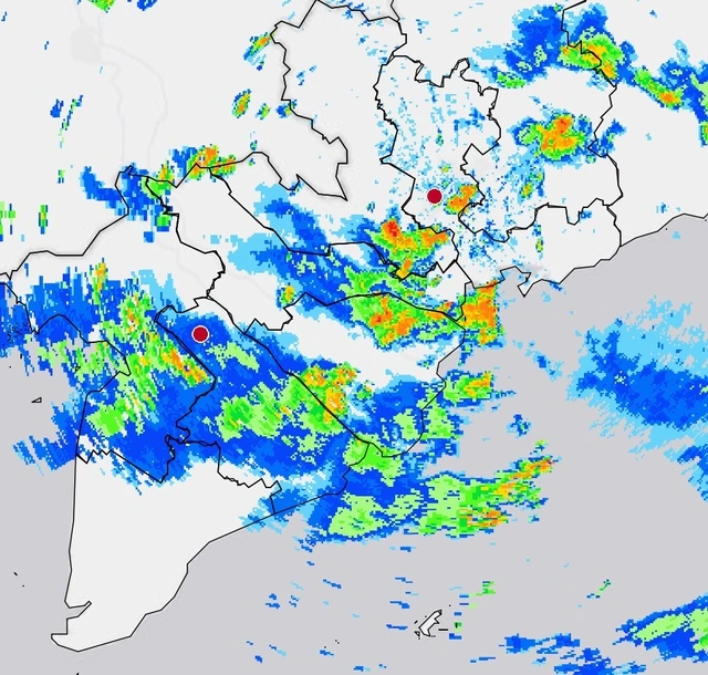 Cảnh báo mưa lớn cộng triều cường cao gây ngập ở TP.HCM và Nam bộ - Ảnh 1