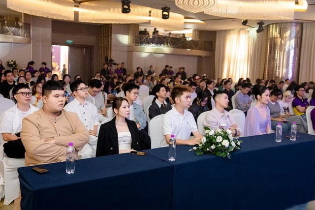 Bùi Công Nam kết hợp MOOVTEK trong chiến dịch ra mắt dịch vụ Xe Ghép công nghệ - Ảnh 2