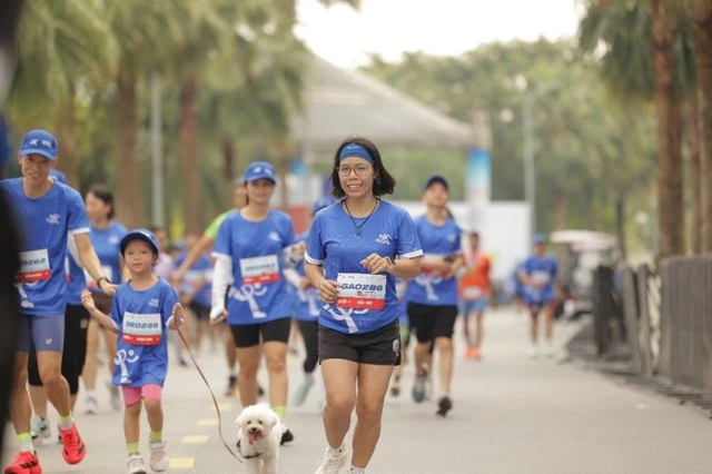 CapitaLand tài trợ hơn 2,5 tỉ đồng trong chiến dịch 'Bước chân gắn kết yêu thương' mùa 3 - Ảnh 3