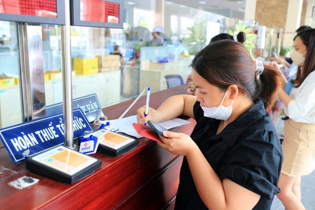 Hộ kinh doanh lo chi phí tăng và sai phạm khi xuất hóa đơn - Ảnh 1