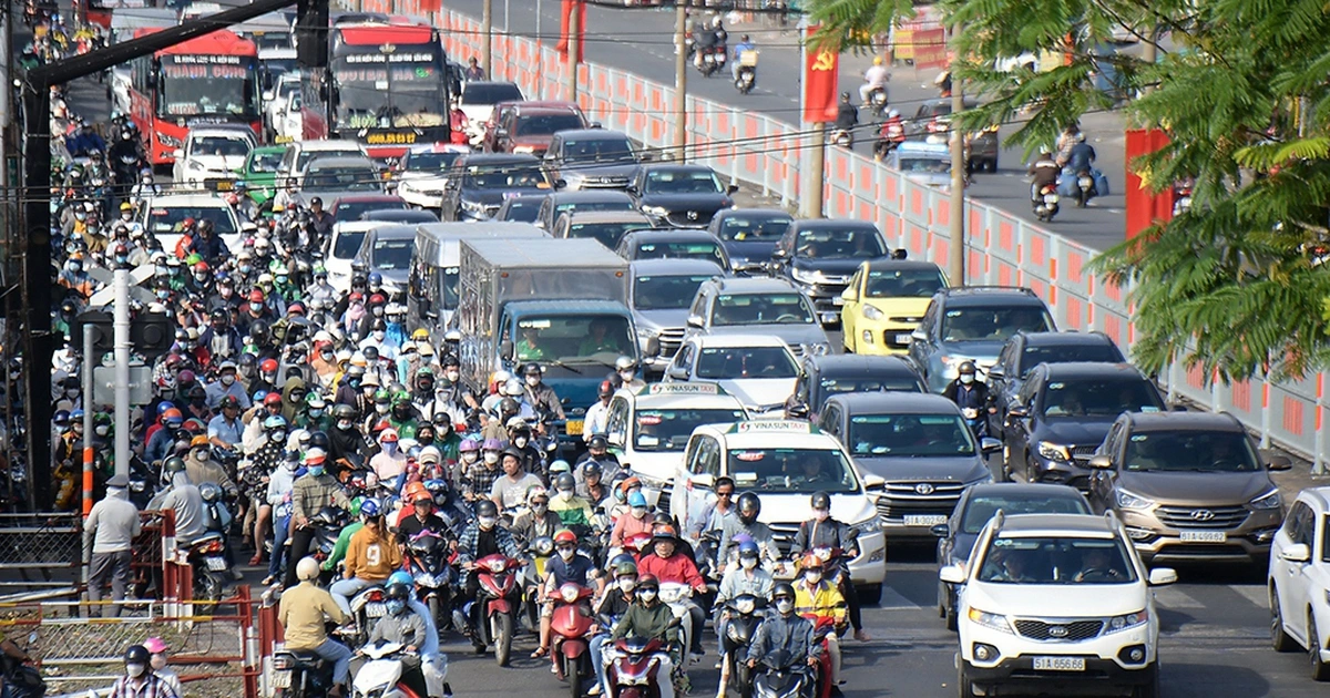 Khẩn cấp xóa loạt điểm đen ùn tắc nhất TP.HCM