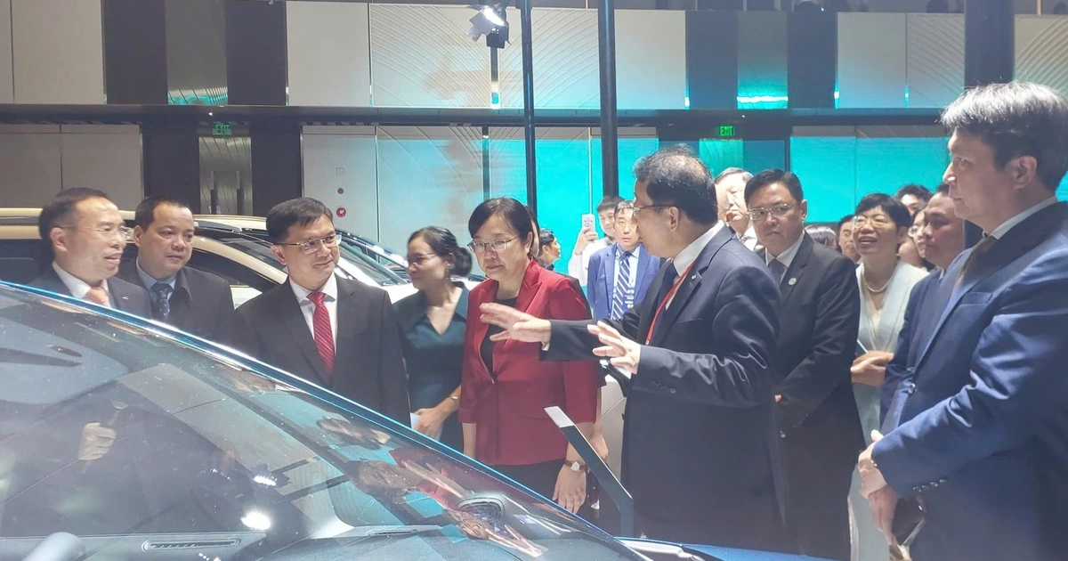 Tỉnh Quảng Đông muốn thúc đẩy mạnh thị trường xe điện tại TP.HCM