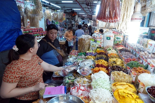 Cá nhân và hộ kinh doanh đóng thuế bằng nhau là chưa phù hợp - Ảnh 1