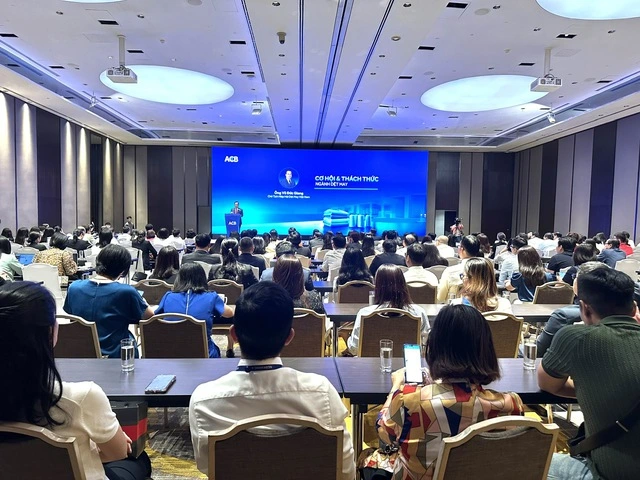 Ngân hàng hỗ trợ doanh nghiệp dệt may cạnh tranh đơn hàng - Ảnh 1