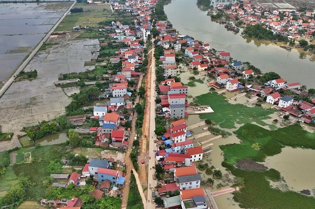 Hà Nội sẽ ưu tiên nguồn lực cho các tuyến đê trọng điểm - Ảnh 1