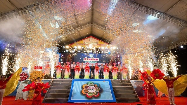 Đặc sản vùng miền hội tụ tại Cần Thơ - Ảnh 2