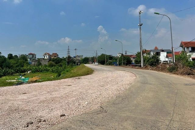 Hà Nội sẽ ưu tiên nguồn lực cho các tuyến đê trọng điểm - Ảnh 2