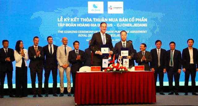 De Heus mua lại toàn bộ 17 nhà máy thức ăn chăn nuôi của CJ Feed - Ảnh 1