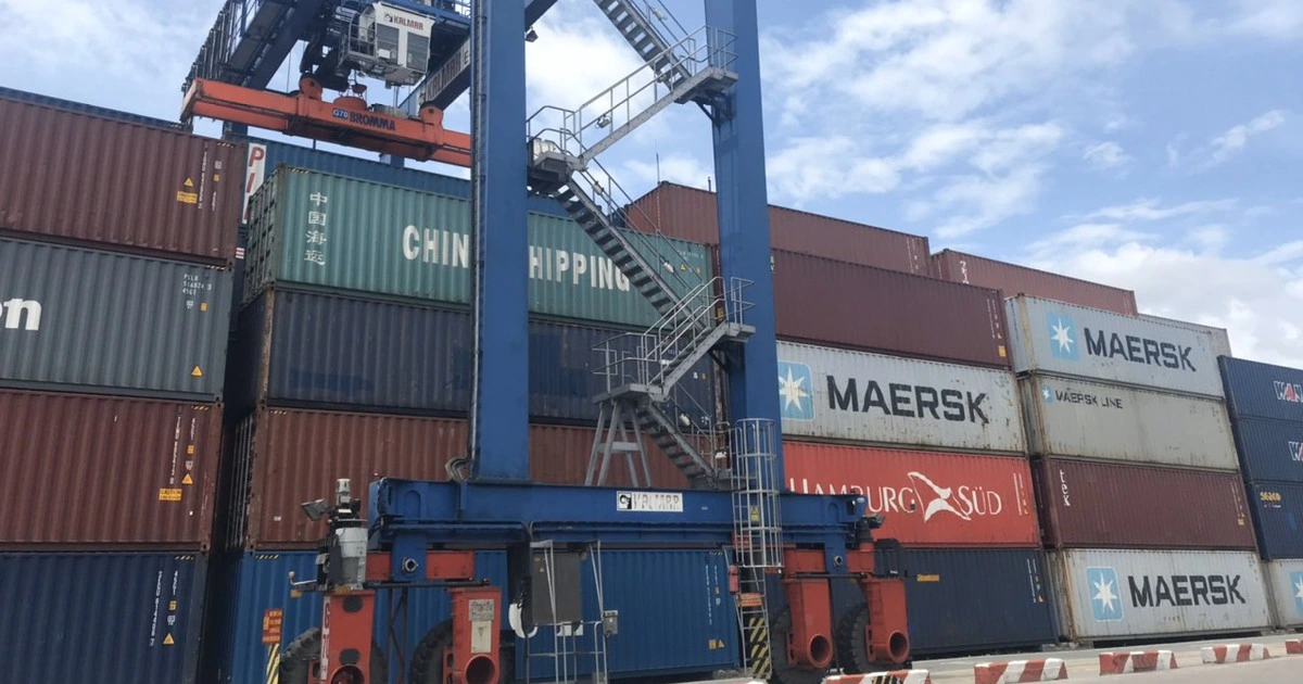 Kiến nghị bỏ thu phí hạ tầng cảng biển tại TP.HCM như những nơi khác