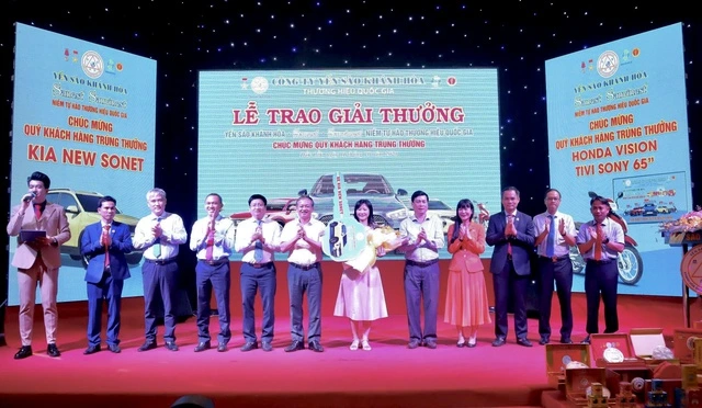 Mua yến sào, khách hàng ở Đắk Lắk trúng ô tô - Ảnh 1