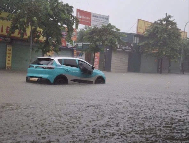 Bảo hiểm ô tô ngập nước cao nhất lên tới 2 tỉ đồng - Ảnh 2