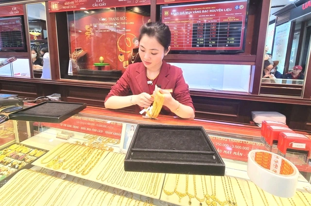 Các ngân hàng T.Ư đã đẩy nhanh tốc độ mua vàng trong quý 3 - Ảnh 2