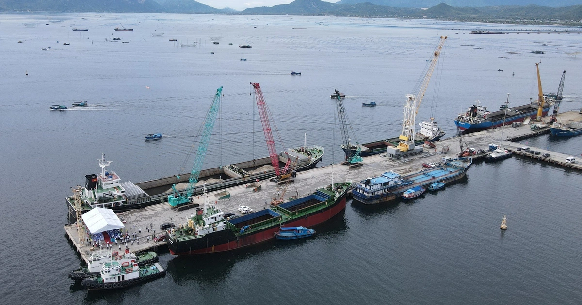 Cảng Cam Ranh đón tấn hàng thứ 3 triệu, vượt kế hoạch cả năm 2025