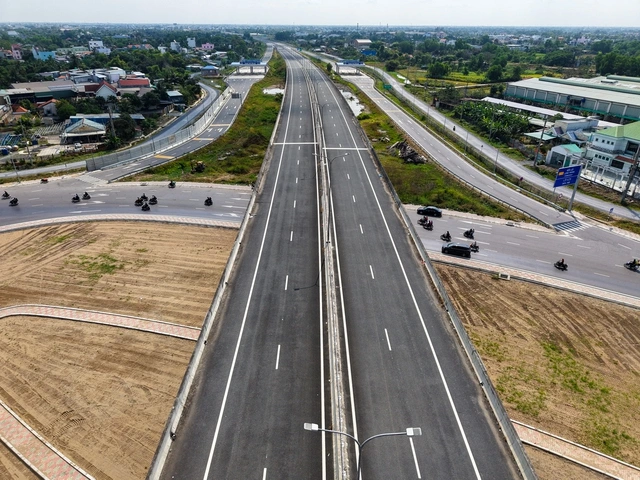 Các 'ông lớn' bất động sản phía bắc đổ bộ vào TP.HCM - Ảnh 2