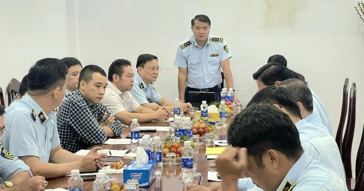 Quản lý thị trường Cần Thơ cần mạnh tay xử lý hàng giả, hàng cấm
