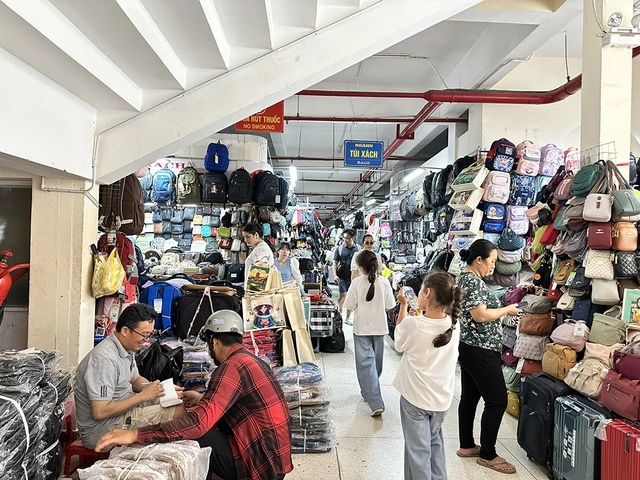 Vẫn băn khoăn doanh thu đóng thuế của hộ kinh doanh - Ảnh 1